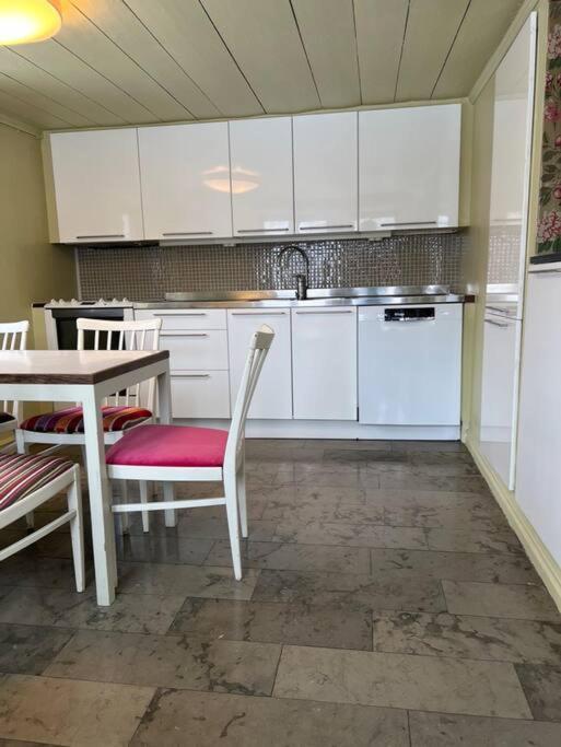 Villa Laengtan Marielund à Uppsala Extérieur photo