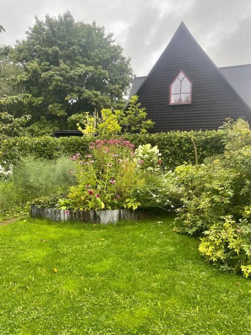 Villa Laengtan Marielund à Uppsala Extérieur photo