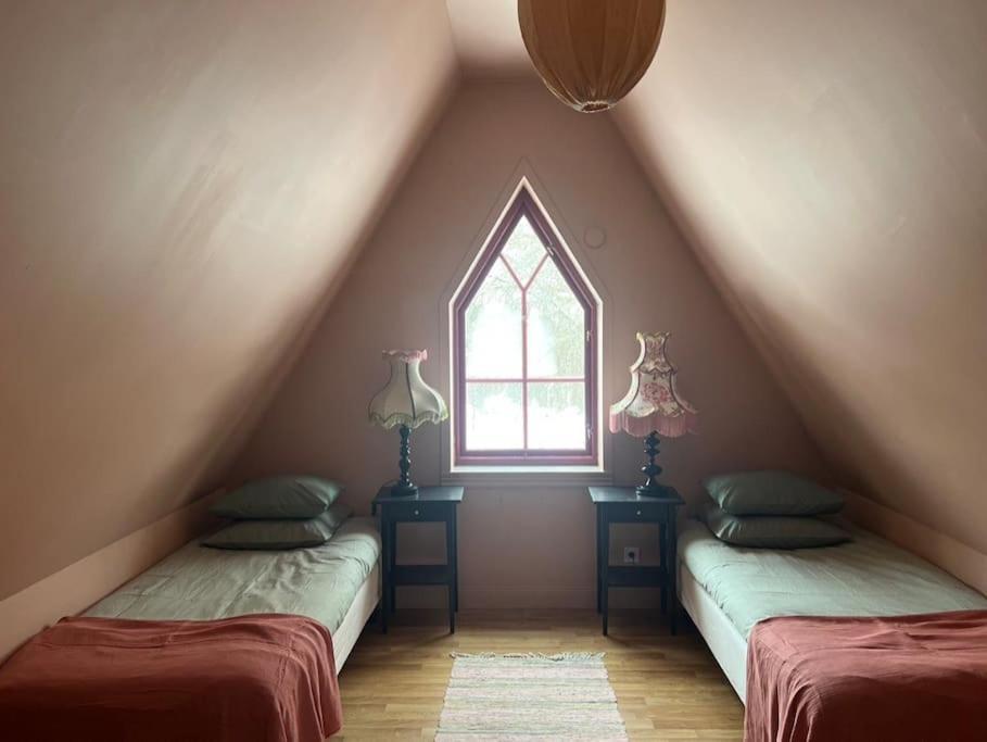 Villa Laengtan Marielund à Uppsala Extérieur photo